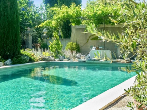 Maison charmante à Oppède avec piscine partagée